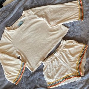 Judith March velvet lounge set. Small shirt, medium shorts, fit like small.